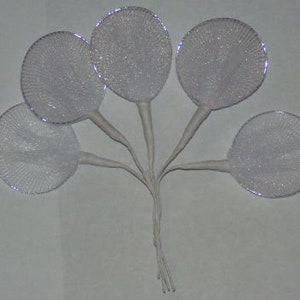 120 leaves Jordan Almond Wire holders for wedding favors with Confetti image 9