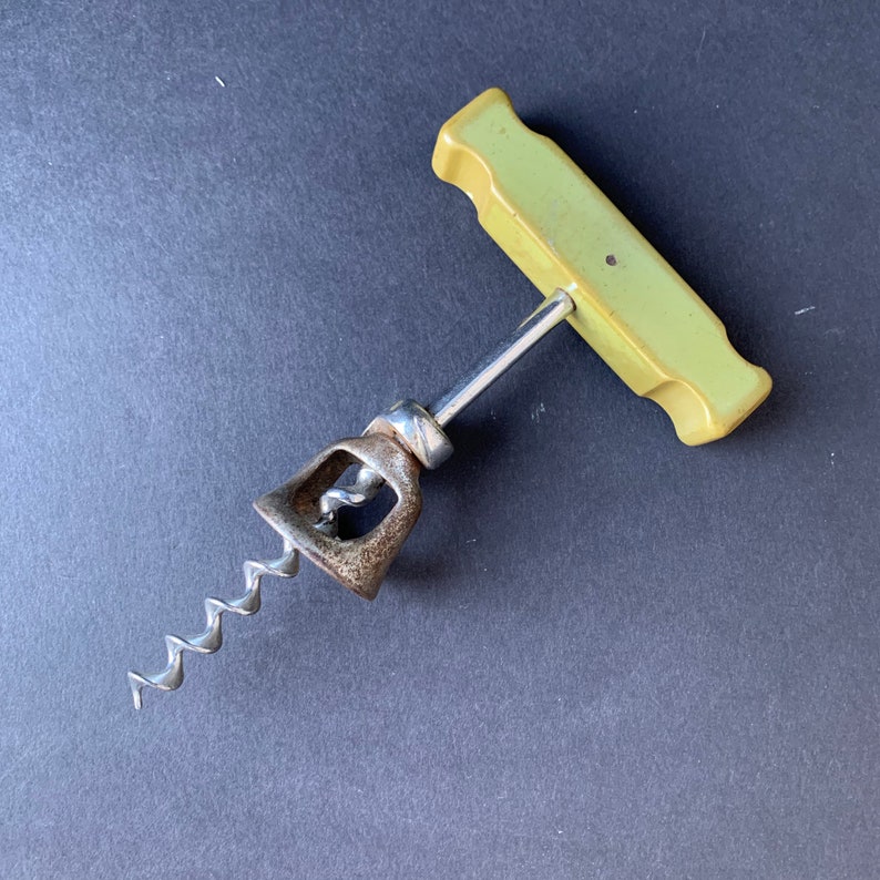 Vintage Avocado Green Bakelite Wine Opener Corkscrew