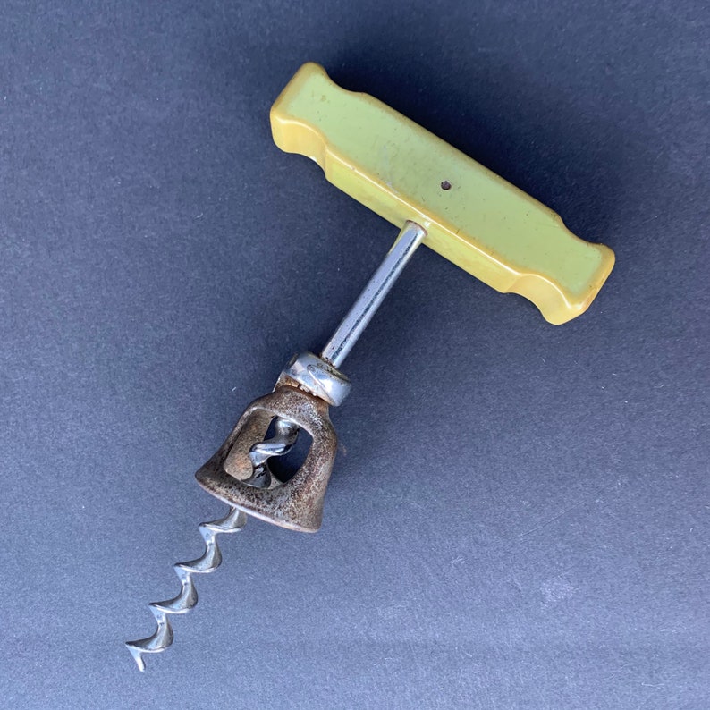 Vintage Avocado Green Bakelite Wine Opener Corkscrew