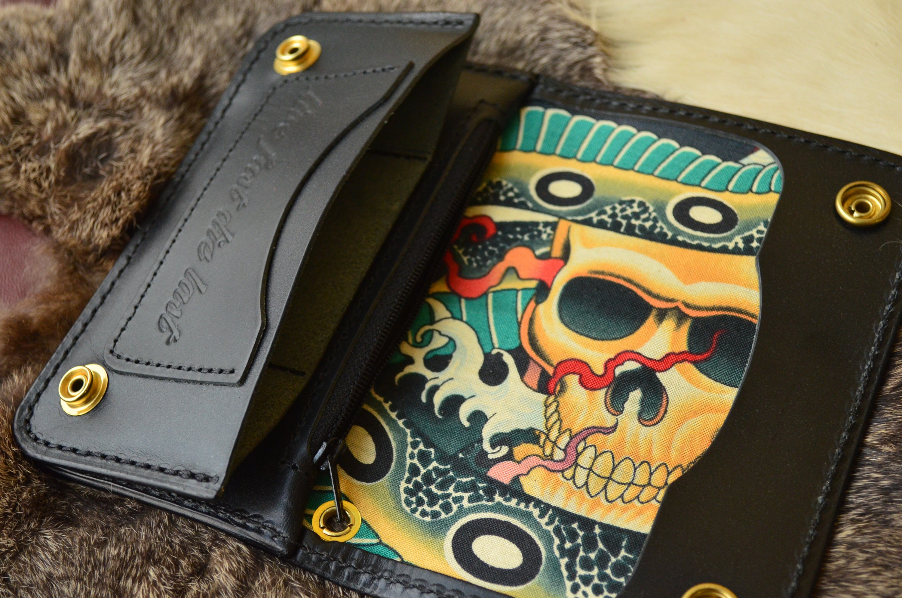 Handmade Leather Skull Tooled Mens Chain Biker Wallet Cool Leather Wallet with Chain Wallets for Men
