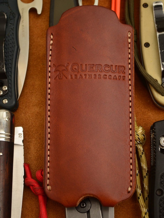 Funda de cuchillo de bushcraft hecha en cuero - Quercur Leathercraft