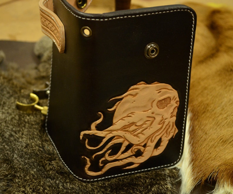 With skull Barbuda embossed Biker wallet