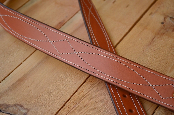 Belt with Spanish decorative stitching Light brown
