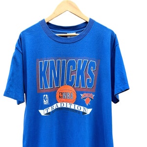 Vintage Champion New York Knicks Basketball crewneck sweatshirt, Men's  Fashion, Tops & Sets, Tshirts & Polo Shirts on Carousell