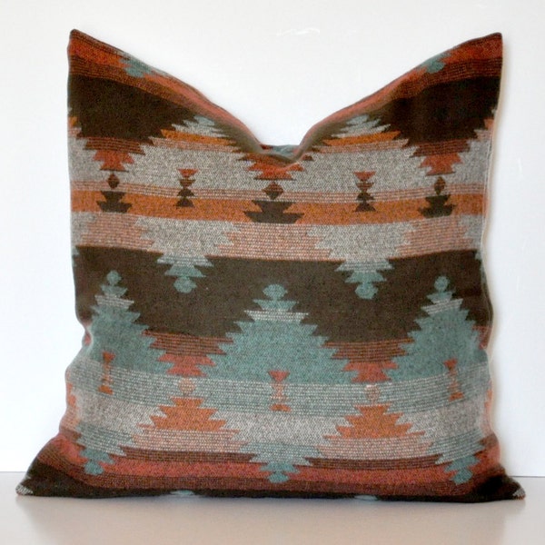 SOUTHWESTERN PILLOW // Southwestern Pillow, Native American, Indian Blanket, Tan and Brown, Woven