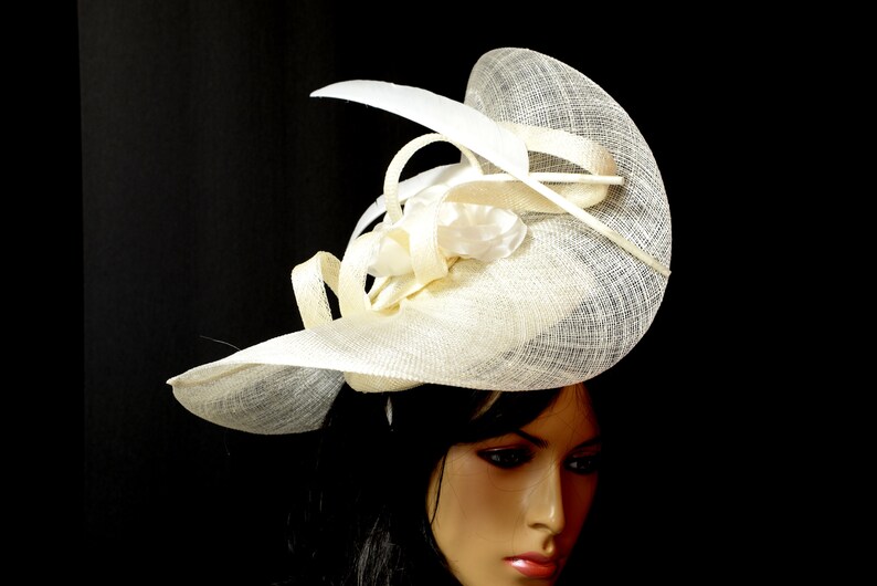 Dressy, Unique shape Fashion Wedding,Church,Formal Elegant New High Quality Ivory Sinamay Fascinator Beautiful Kentucky Derby Fancy