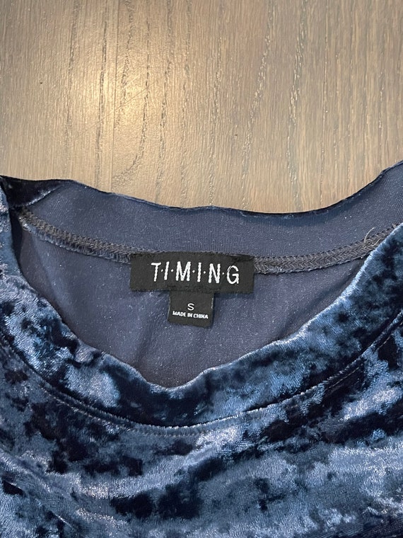 Crushed Velvet Dark Blue, T-shirt, Short Sleeve, Timing, Size S, Women's, Fashion, Clothing, Outfit, Vintage, M-19-03 - Etsy Crushed Velvet Dark Blue, T-shirt, Short Sleeve, Timing, Size S, Women's, Fashion, Clothing, Outfit, Vintage, M-19-03 - Etsy