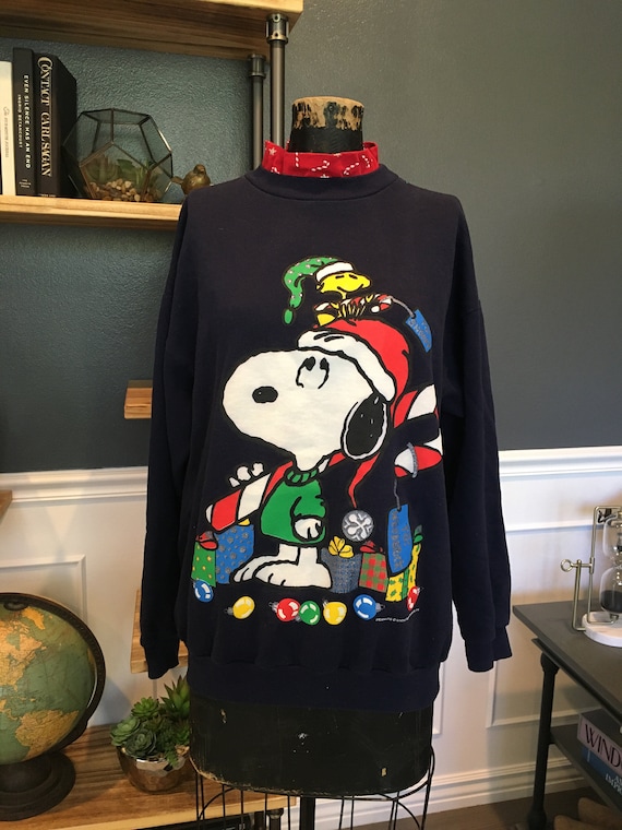 PinkStreetVibes 90s Peanuts, Snoopy, Christmas, Sweatshirt, Pullover, Dark Blue, Long Sleeve, Turtleneck, Cartoon, Fashion, Clothing, Vintage, ~ 20-01-1110