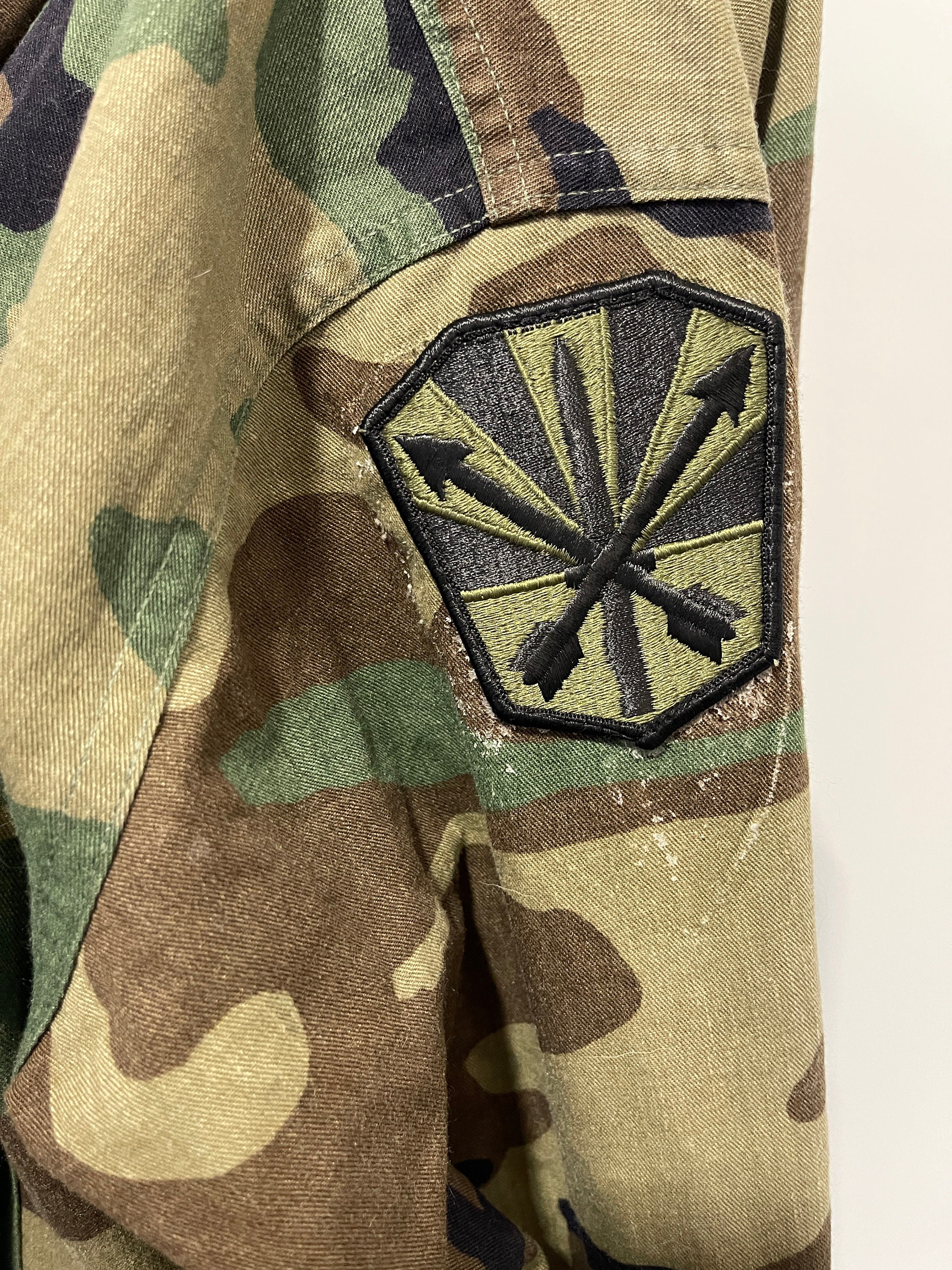 ジャケット・アウター AMERI EMBOSS SHORT ARMY LIKE JACKET US Army, Camo Jacket, Military Jacket, Sword With Crossed