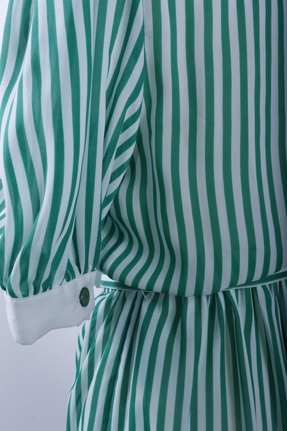 70s Dress, Striped, White, Green, Belt, Short Sle… - image 5
