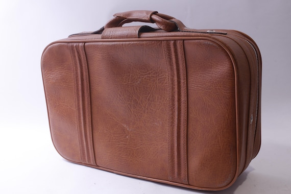 World Traveler, Brown Suitcase, 1970s, Travel Bag, 20 X 13 Inches
