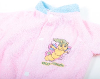 Glo Friends, Bebé, Onesie, Vintage, One-Piece, Traje, Rosa, Cuello Azul, Botones Blancos, Tamaño Mediano, Mariposa Apliques ~ 20-01-425