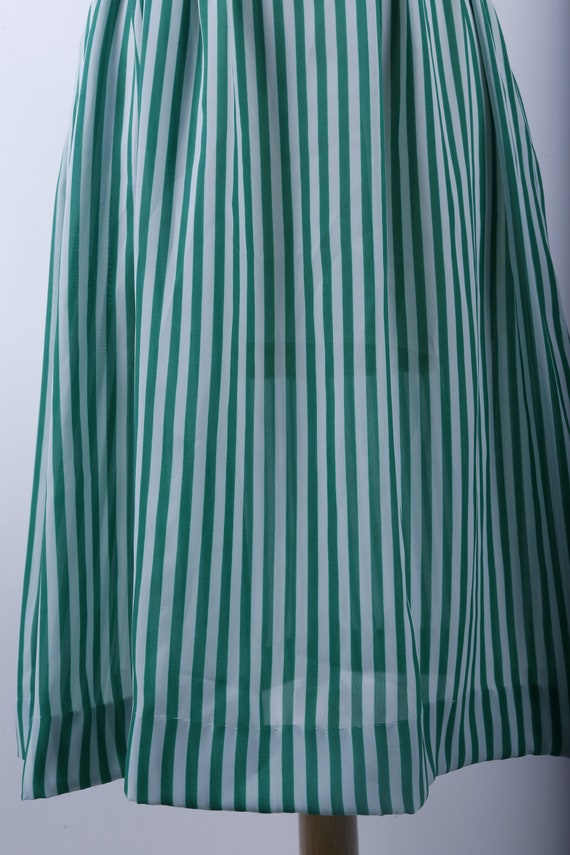 70s Dress, Striped, White, Green, Belt, Short Sle… - image 3