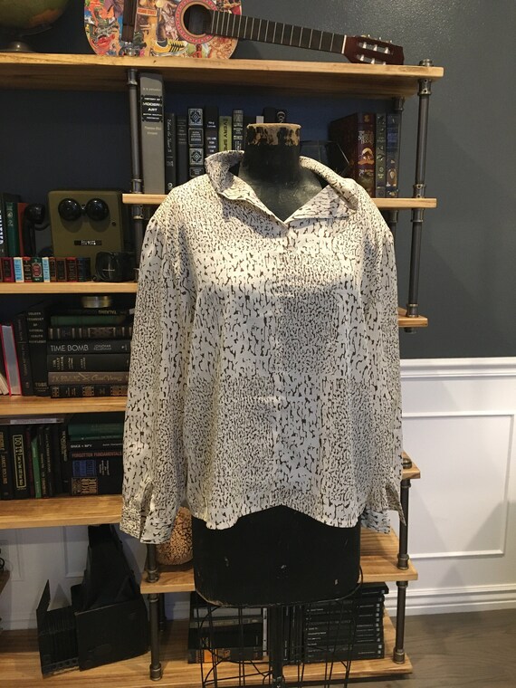 White, Blouse, Pullover, Tiger Pattern, Long Slee… - image 1