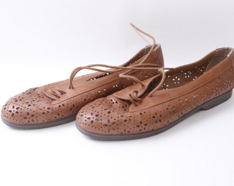 Leather Collection, Brown, Flat, Lace Up, Women's Shoes, Size 8.5", Perforated, Footwear, Clothing, Fashion, Vintage,~221026-DISLC 593