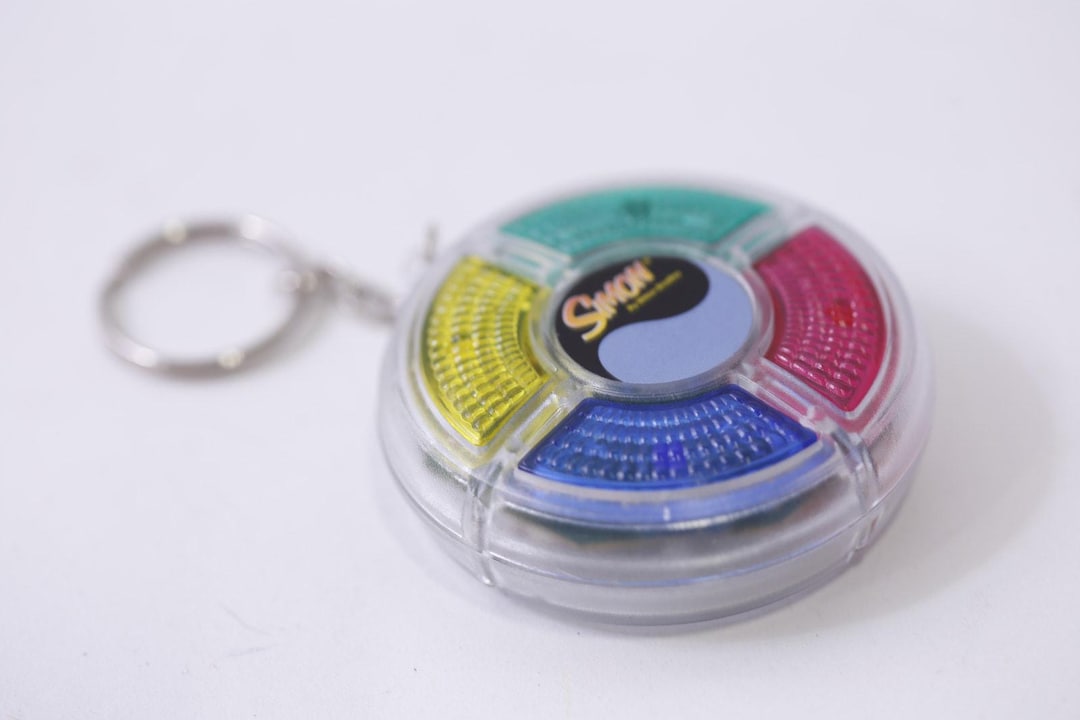Simon Keychain Simon, Milton Bradley, Keychain, Electronic Game, Portable, Travel ...