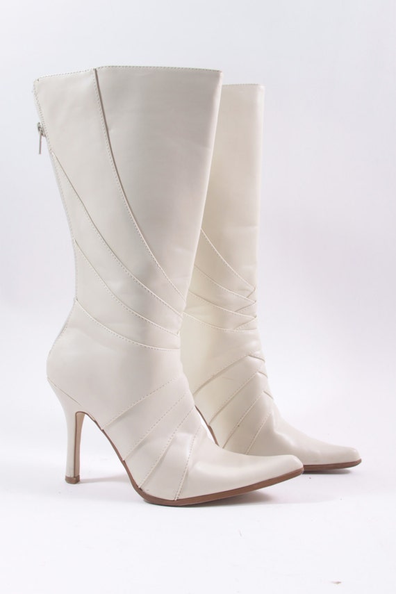 Amazing Vintage White 1980s Boots 5 1/2 Leather L… - image 2