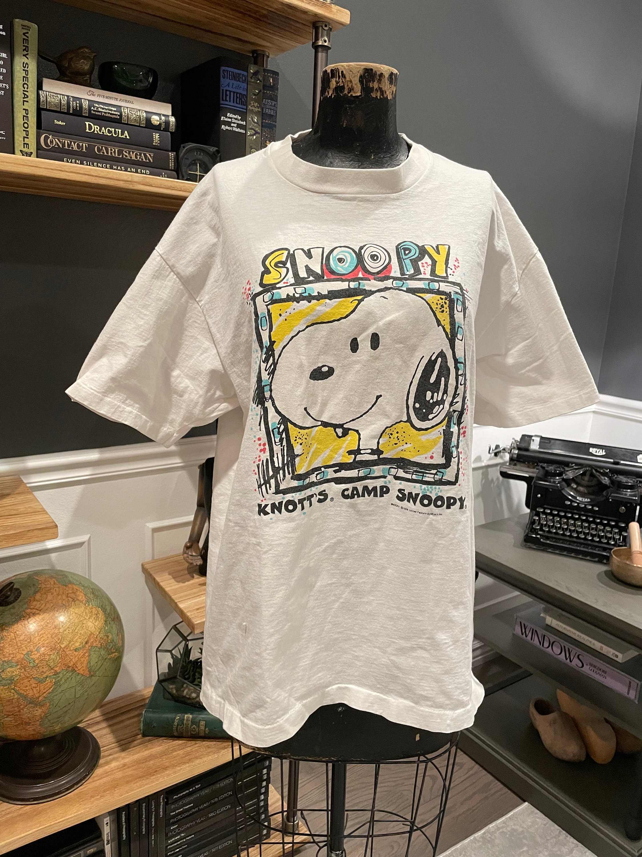 90s Peanuts, Snoopy, White, T-shirt, Half Sleeve, Crew Neck 90s Peanuts, Snoopy, White, T-shirt, Half Sleeve, Crew Neck