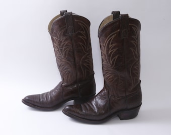 Cabela display picture 1