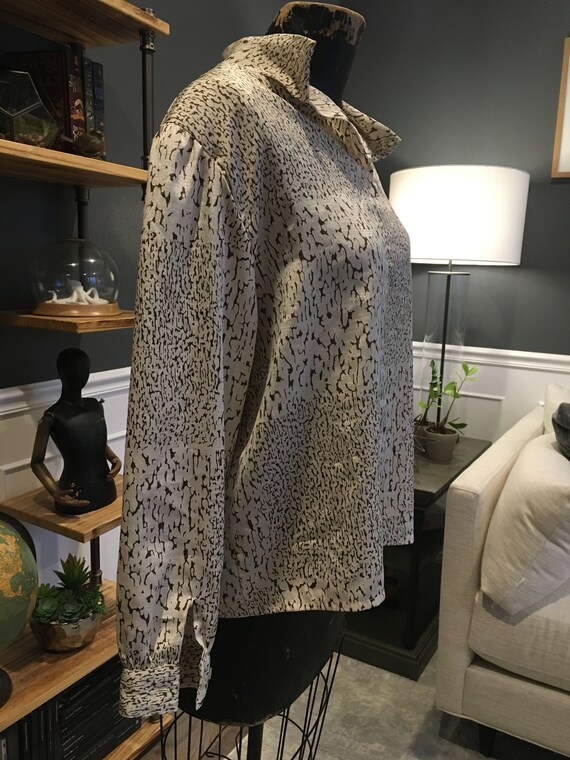 White, Blouse, Pullover, Tiger Pattern, Long Slee… - image 2