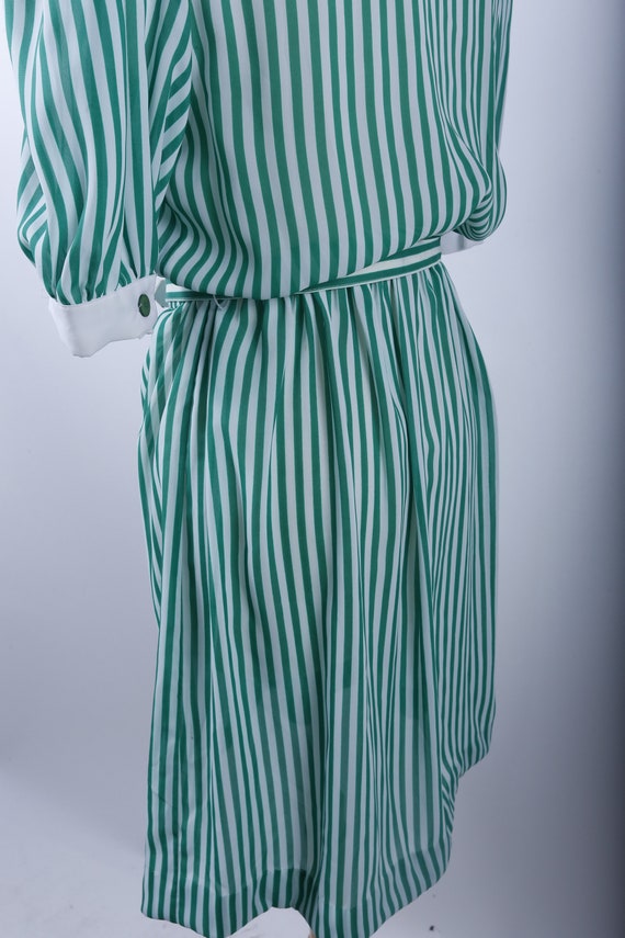 70s Dress, Striped, White, Green, Belt, Short Sle… - image 8