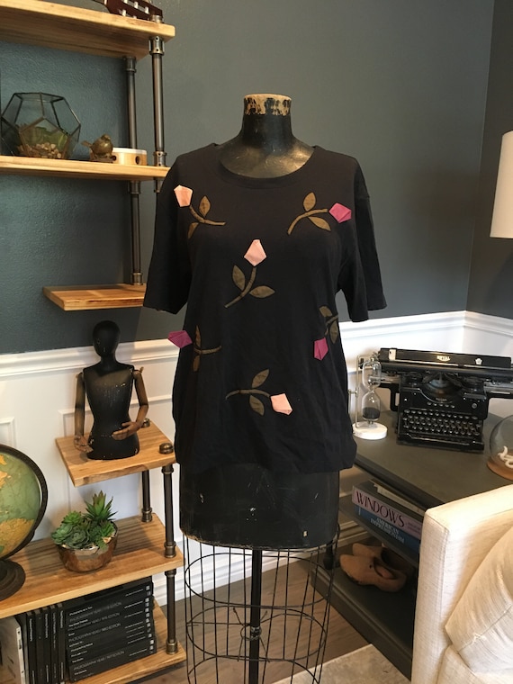 80s White Stag, Black, Floral, T-shirt, Short Sleeve, Crew Neck, Pink Flowers, Pullover, Clothing, Fashion, Outfit, Vintage, 20-01-1154 - Etsy 80s White Stag, Black, Floral, T-shirt, Short Sleeve, Crew Neck, Pink Flowers, Pullover, Clothing, Fashion, Outfit, Vintage, 20-01-1154 - Etsy