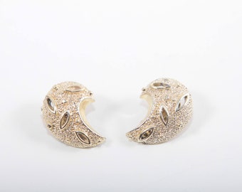 Crescent Stud Earrings, Vintage, Gold Tone, Small, Elegant, Textured Surface, Clip on Clasp, Non pierced, Evening, Fashion, ~ 20-01-118