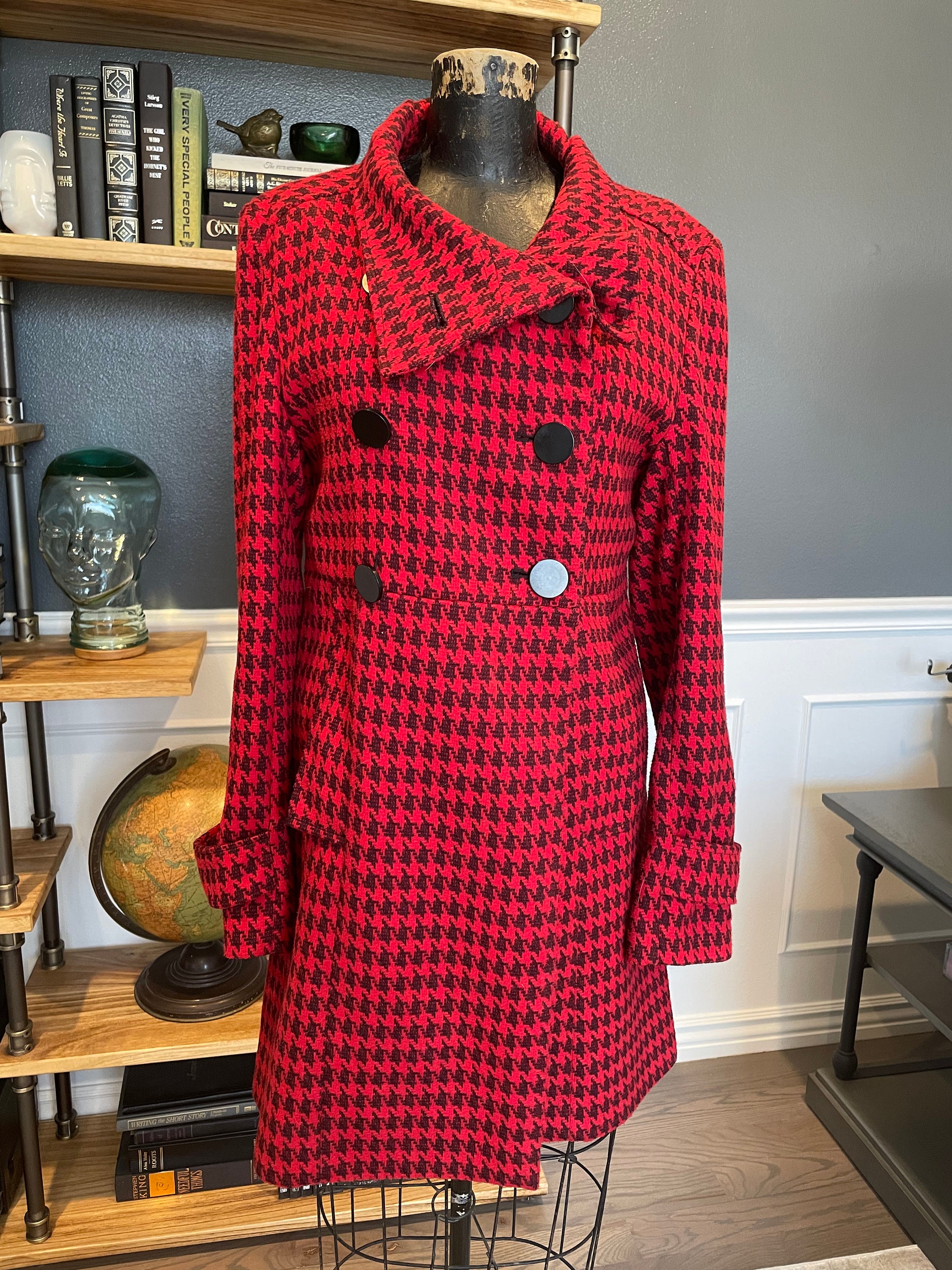 90s Sashimi, Red-black, Coat, Trench, Long Sleeve, Collared, Black Buttons, Fall, Autumn, Size M, Fashion, Outfit, 20-01-695 - Etsy 90s Sashimi, Red-black, Coat, Trench, Long Sleeve, Collared, Black Buttons, Fall, Autumn, Size M, Fashion, Outfit, 20-01-695 - Etsy