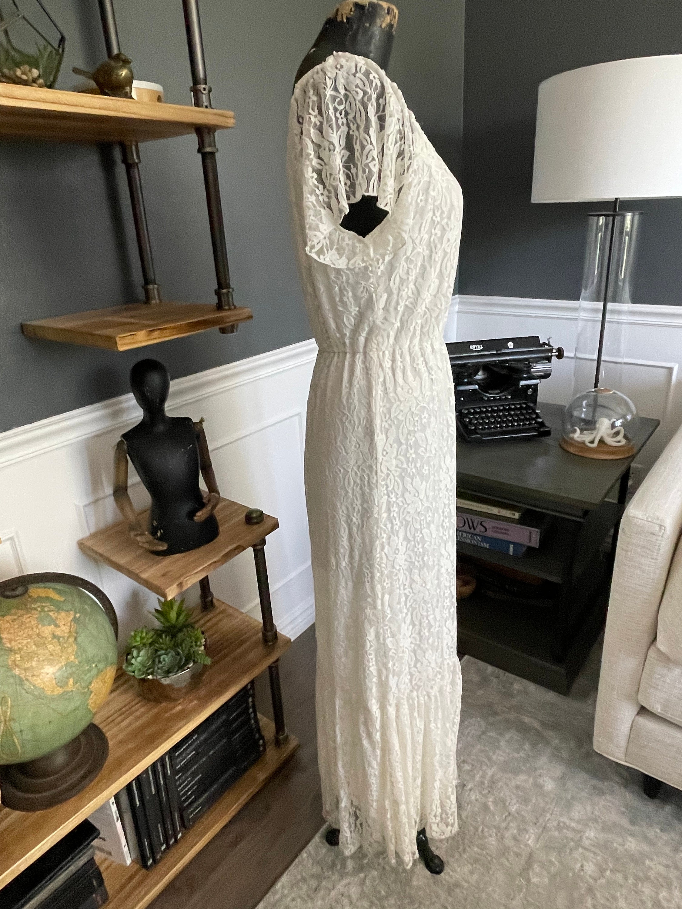 ホワイト花柄レースドレス 半袖 e9a1f5563a61a592ff7b8998eae5be