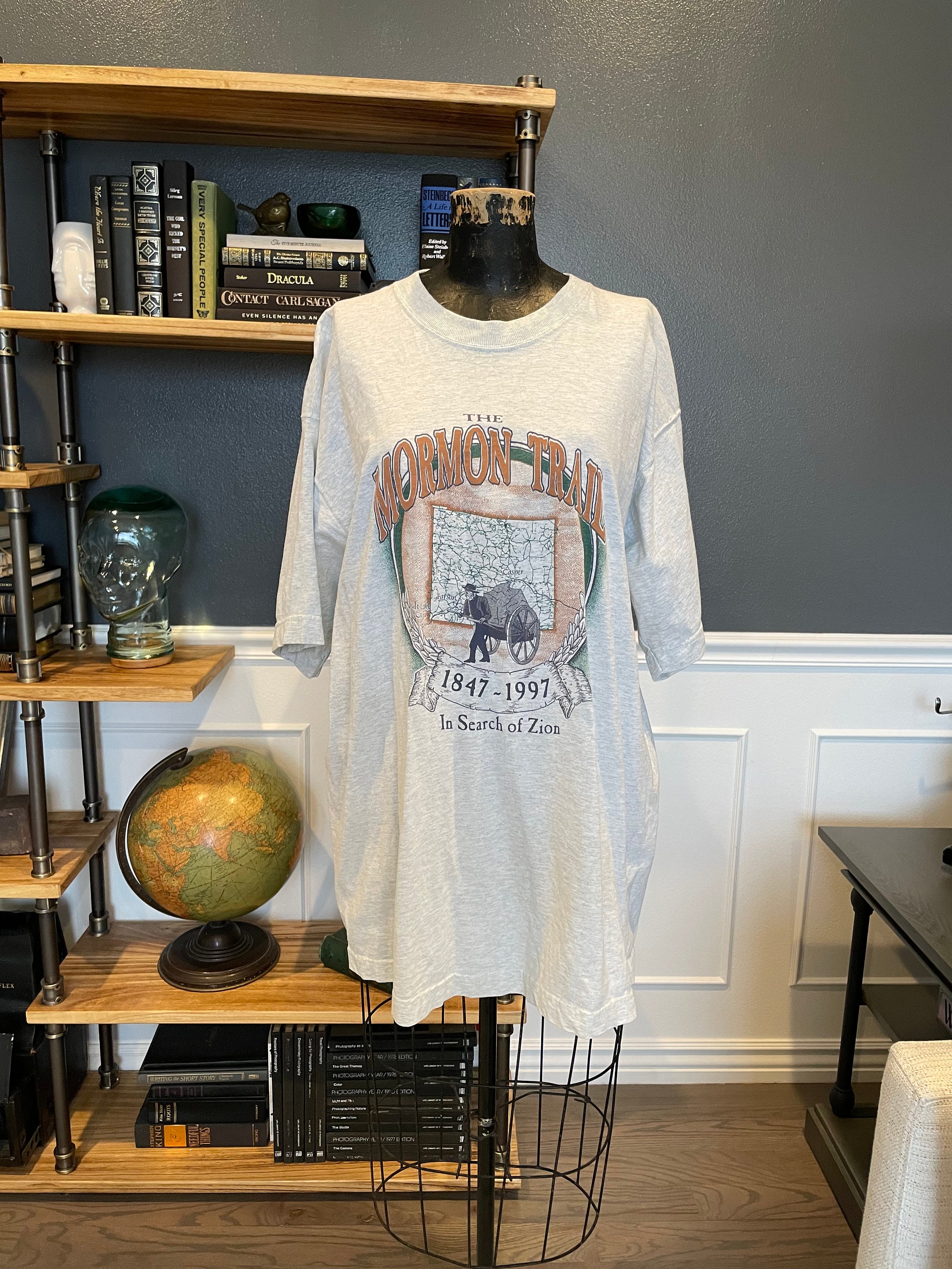 90s the Mormon Trail White T-shirt Crew 
