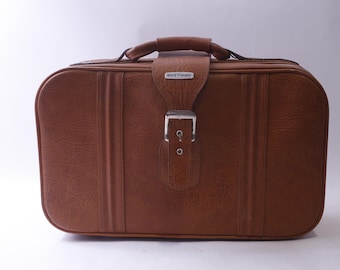 World Traveler, Brown Suitcase, 1970s, Travel Bag, 20 X 13 Inches