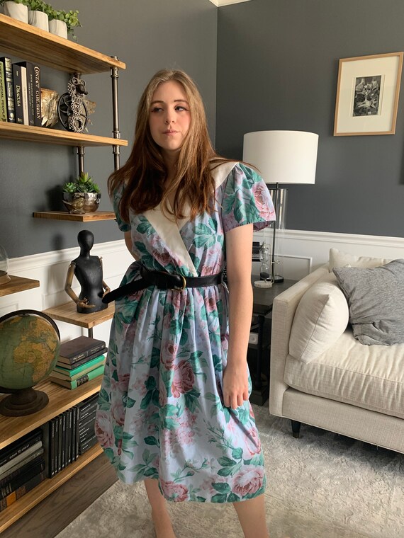 Blue, Dress, Fitted, Floral, Roses, Deep V Neck, Short Sleeve, Vicky  Vaughn, Size 7, Fashion, Clothes, Outfit, Vintage ~ M-17-08 - Etsy
