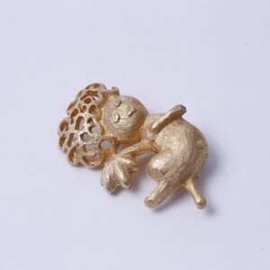 Angel, Golden, Relief, Figure, Brooch, Pin, Jewelry, Clothing, Accessory, Outfit, Vintage, ~ 20-01-223 AA