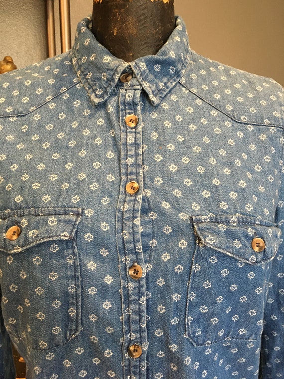 H&m button down blouse online