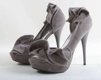 Gorgeous, Vintage, Grey, Suede, Platform, High Heels, Open Toe, Peep Toe, Ruffle, Summer, Evening, Shoes, Size 8, 38 ~ Boom Thang ~ 481