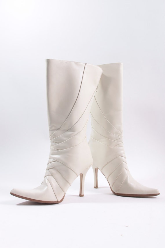 Amazing Vintage White 1980s Boots 5 1/2 Leather L… - image 1