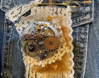 FREE SHIPPING: Textile brooch, art pin, mixed media brooch, jacket accessory, lapel pin, handstitched pin, slow stitched pin, art pin