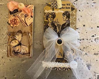 FREE SHIPPING: Clever Mousetrap Memo Holders, photo holders, altered mousetrap magnet