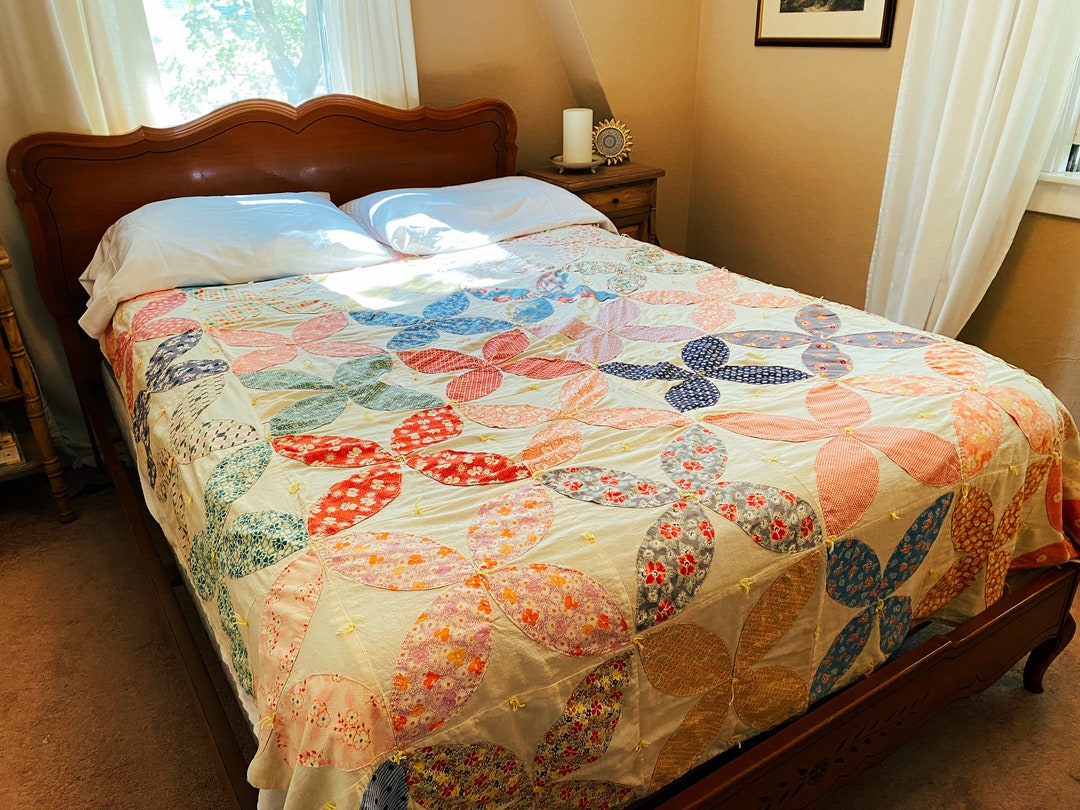 VINTAGE FLOWER PETAL Quilt Pastel Vintage Quilt Flower Etsy