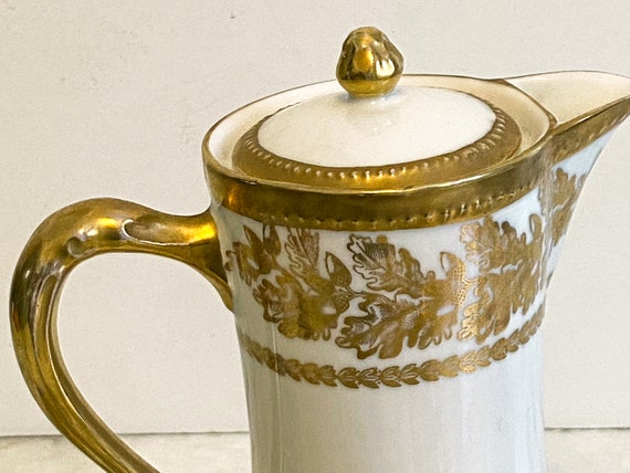 Hand Painted Prussia Tea Pot (DEB) Hand Painted Prussia Tea Pot (DEB)