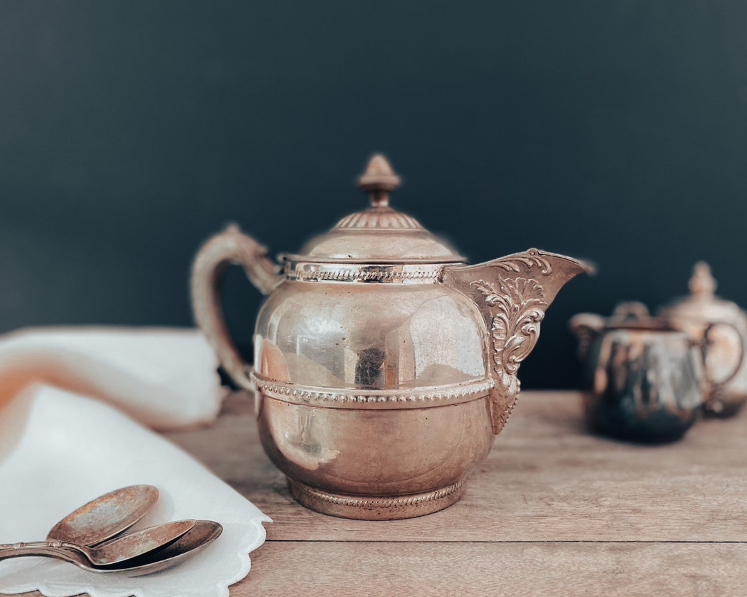 VINTAGE TEAPOT KETTLE Antique Rochester Stamping Works Teapot Kettle