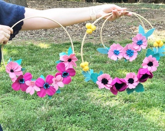 Cerceaux floraux en feutre rose- Décor de pépinière