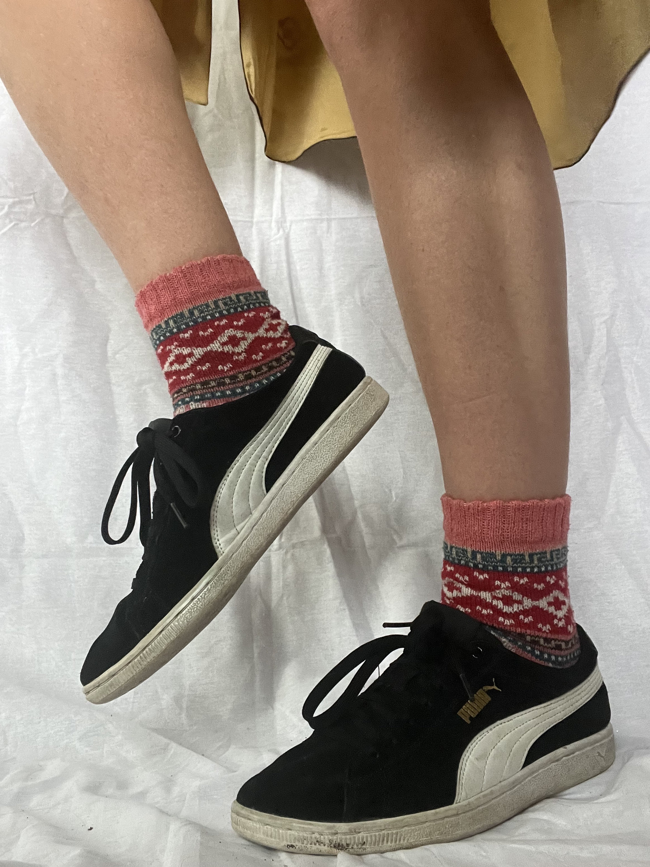 Vintage Puma Suede Sneakers: Black & White Streetwear (women
