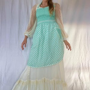 50s 60s Vintage Pinnafore Apron Gingham Mint Eggshell Teal Smocking Farmhouse Americana Handmade Cottagecore Mid-century Retro Kitchen Pinup