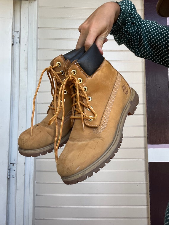 00s Timberland Boots Classic Workwear Outdoors Hi… - image 2