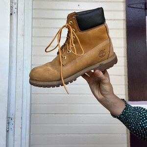 Construction timbs hot sale