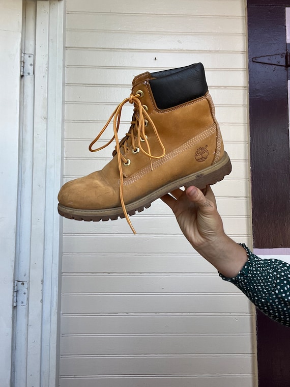 00s Timberland Boots Classic Workwear Outdoors Hi… - image 1