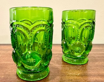 Vintage Green L.E. Smith Moon and Star Glass Tumblers - Set of 2