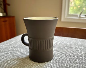 Jens Quistgaard para la taza de café Dansk - Diseño moderno de mediados de siglo