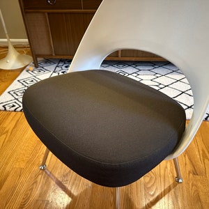 Knoll Saarinen Executive Armless Chair Dining or Office Free Shipping image 4